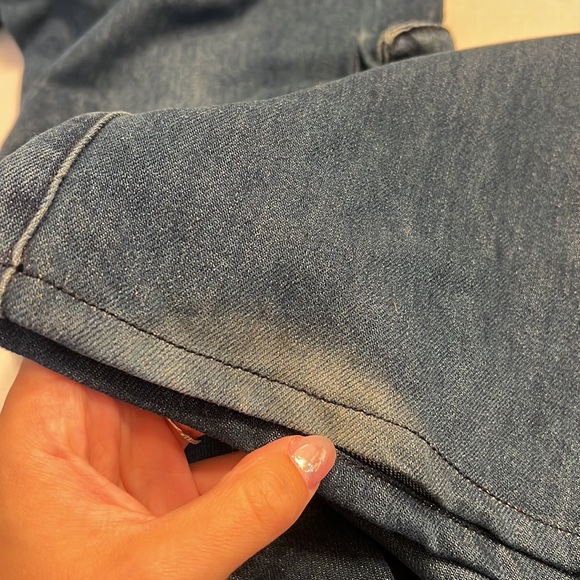 Alice + Olivia CAY BAGGY CARGO JEANS in Love Train - Picture 6 of 8